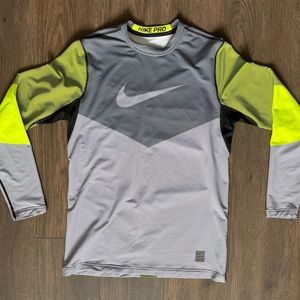 Nike Pro Dri-Fit Long Sleeve Athletic Wear - Mens - Medium